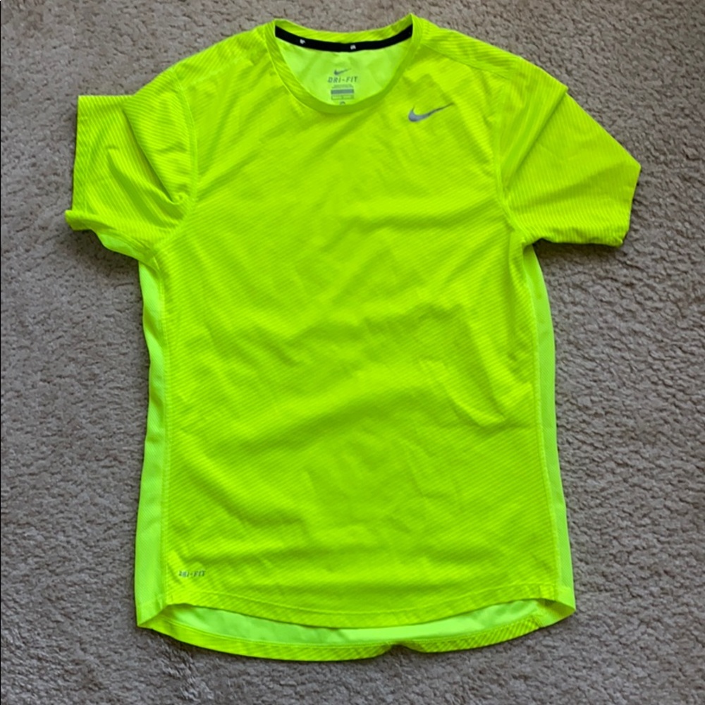 Nike dry-fit tee
